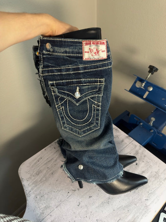 TRUE RELIGION HEELS